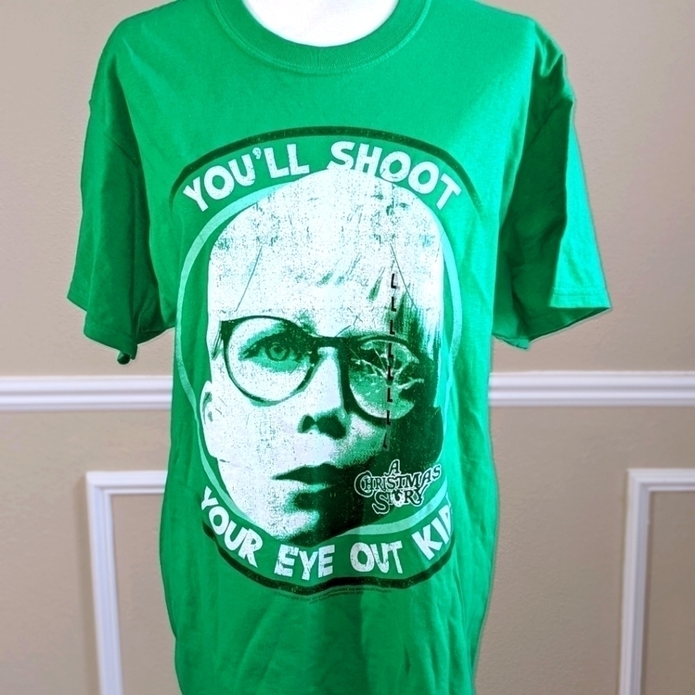 "You'll Shoot Your Eye Out" Green A Christmas Story T-Shirt - Picture 1 of 4